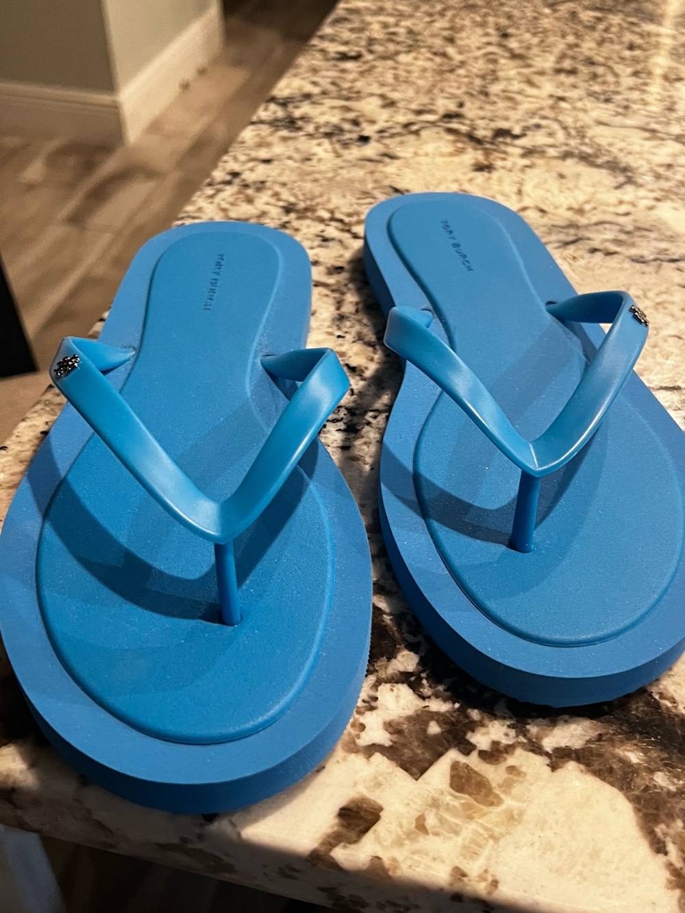 Tory Burch Kira Padded Turquoise Blue Rubber Flip Flop Sandals